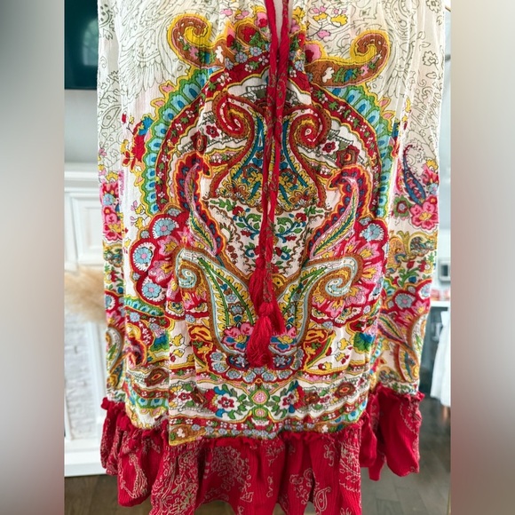 Bila Red and White Embroidered Blouse - Picture 4 of 7